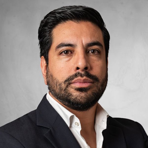 santamarina mas steta equipo jair vaca 1080x1080