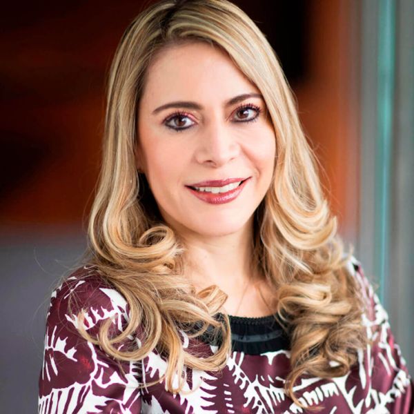 santamarina mas steta equipo karina robledo 1080X1080