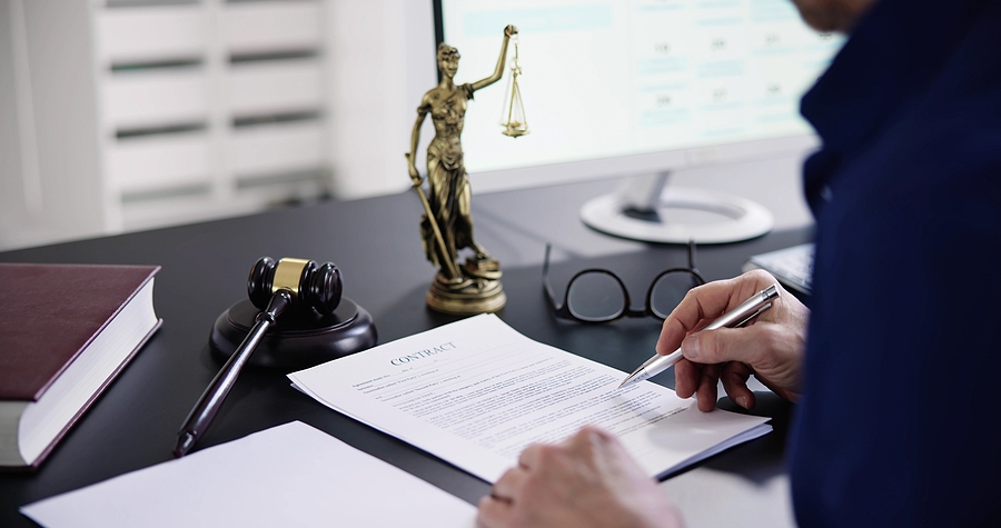 bigstock Lawyer In Trial Litigation In 475023913