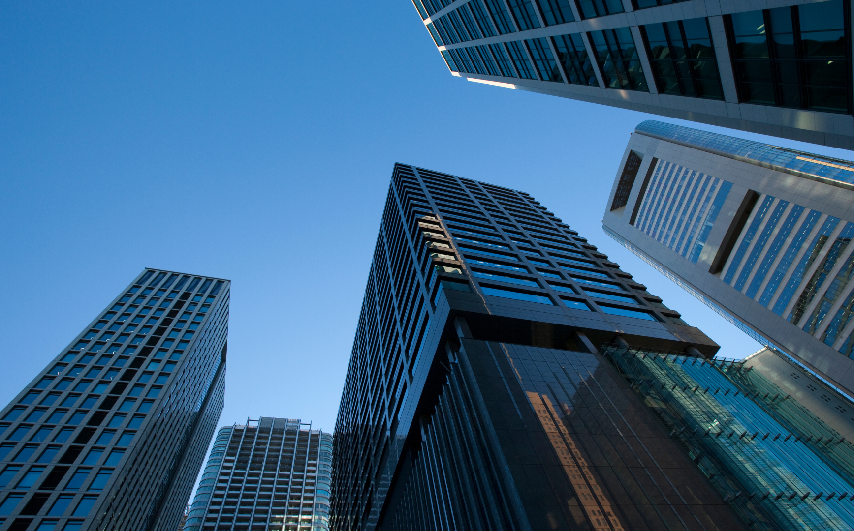 Cláusulas de sumisión expresa a una jurisdicción extranjera en contratos de adhesión